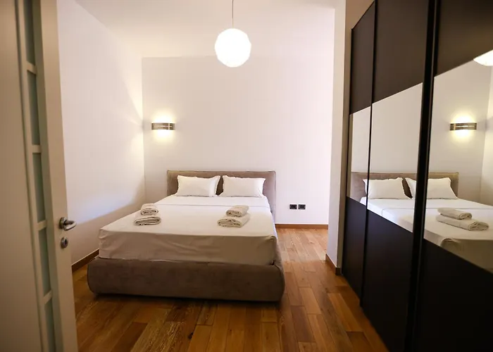 Lägenhet Cozy Flat Near The Air Albania Stadium Tirana