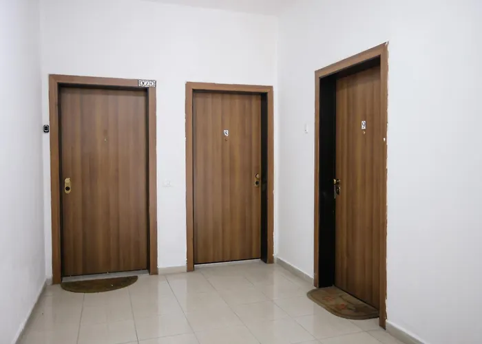 Cozy Flat Near The Air Albania Stadium Apartment *